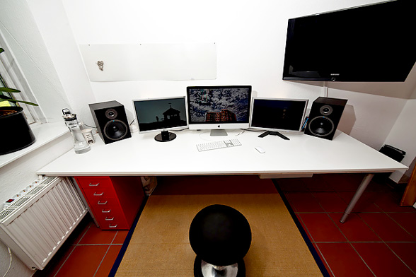 Wide Workspace setups